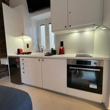 Nobby By Syros * Ερμούπολη