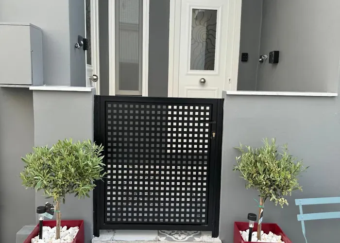 Nobby By Syros Ermoupoli