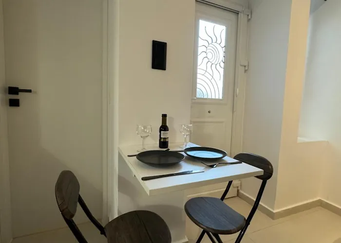 Nobby By Syros * Ermoupoli